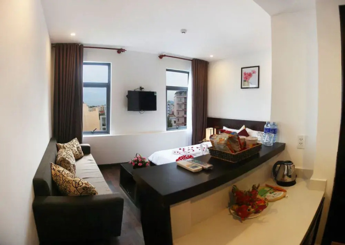 Emily Hotel & Apartments