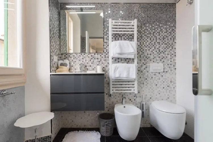 Central View Suite