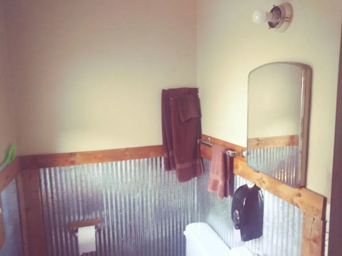 Headwaters Motel