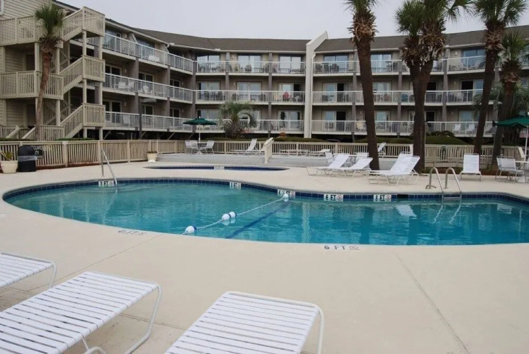 128 Breakers 1 Bedroom 1 Bathroom Villa