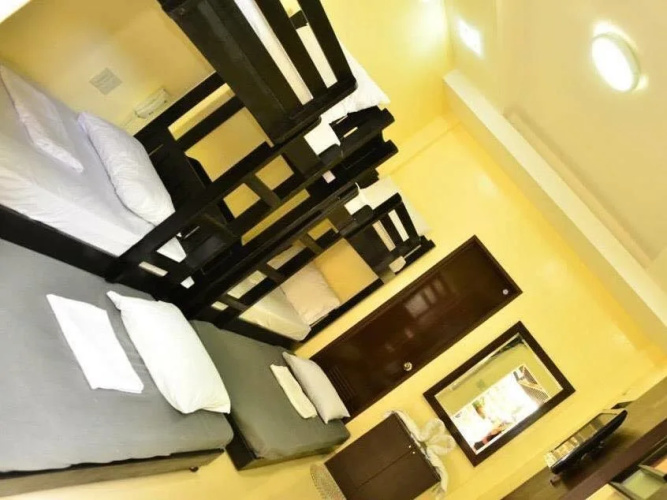 El Renzo Hotel Tagaytay