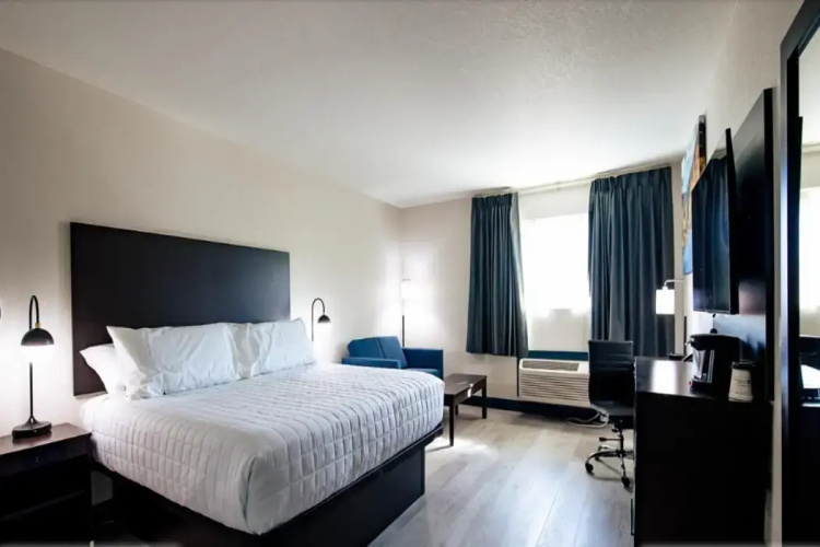 Surestay By Best Western Forsyth