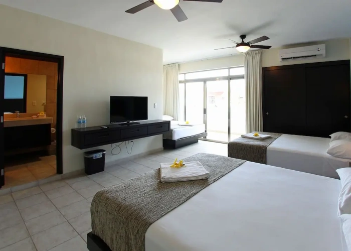 Deluxe Sextuple room