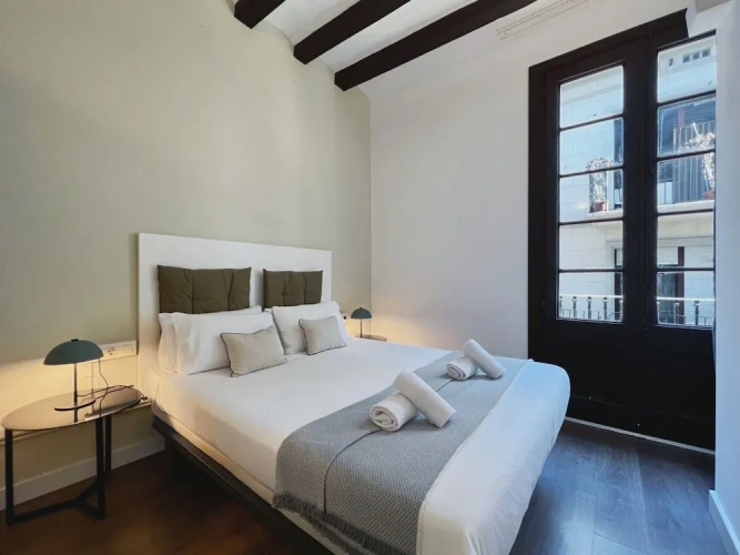 3 Bedrooms Apartment