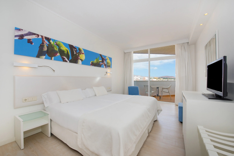 Iberostar Waves Bouganville Playa