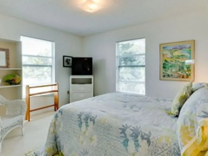 A Gulf Dream - 6250 Holmes #72