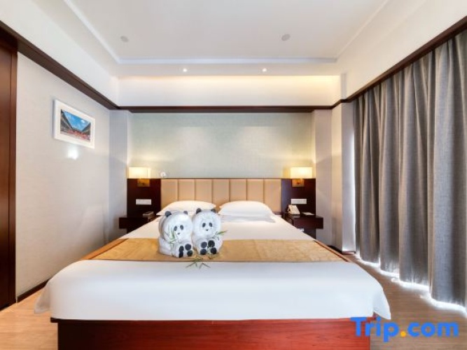 2 Bedrooms Suite