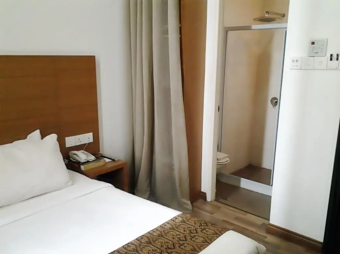 Deluxe Single room