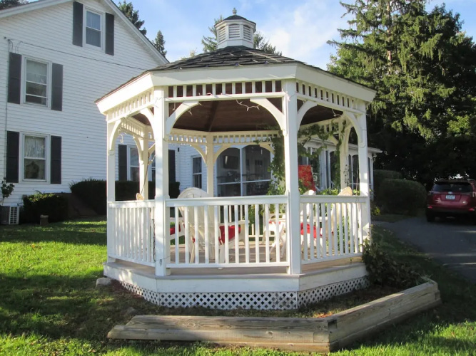 Buck's Homestead B&B