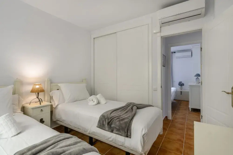 Golfside Apartment for 6 Guests