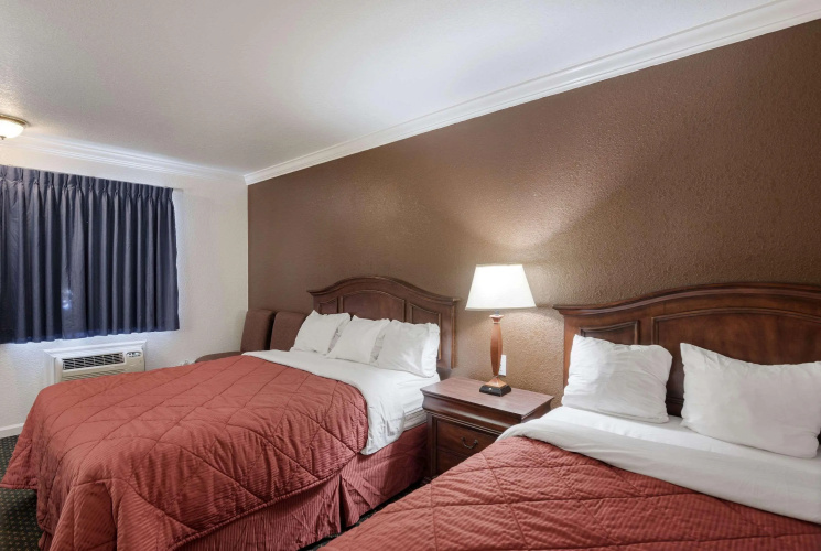 Rodeway Inn