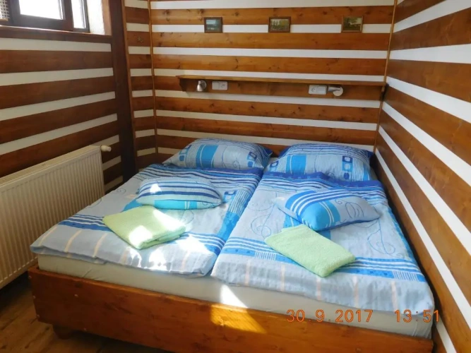 3 Bedrooms Apartment