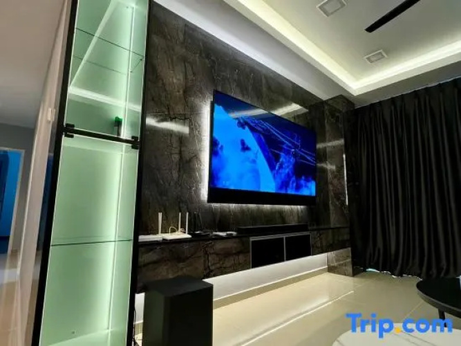 Sri Indah Luxury HomeStay