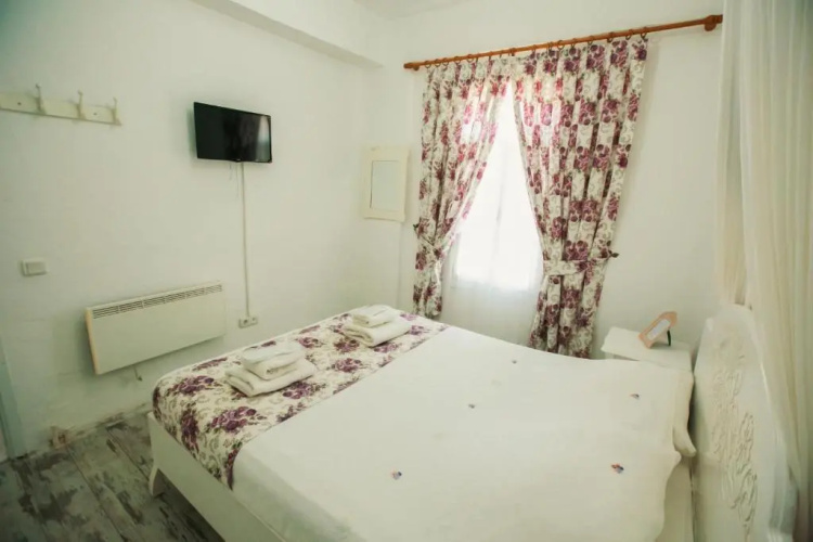 Aisem By Hire Alacati