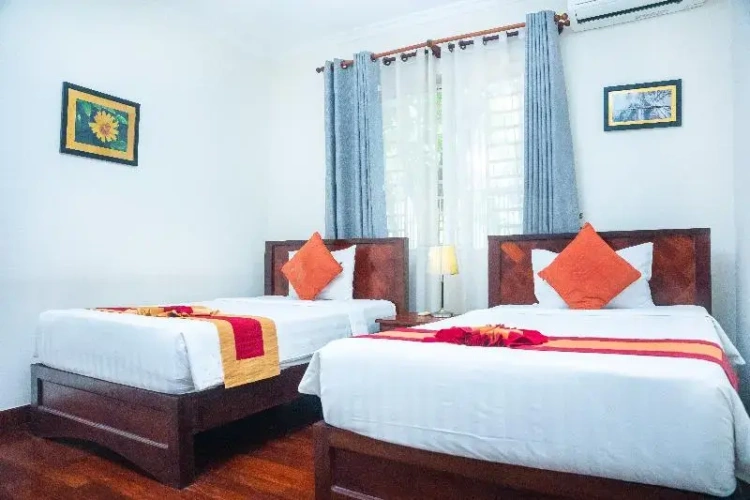 2 Bedrooms Deluxe Quadruple room with balcony