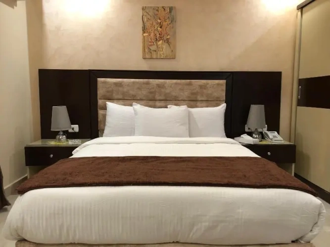 Deluxe Suite with balcony