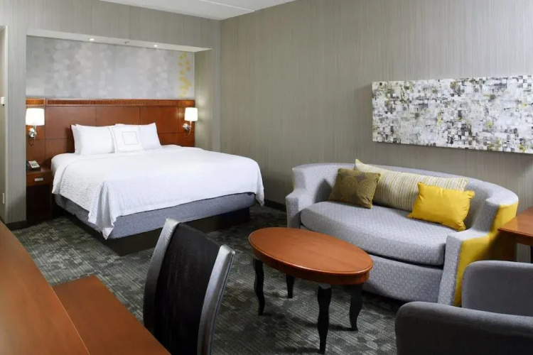 Courtyard By Marriott Pittsburgh Shadyside