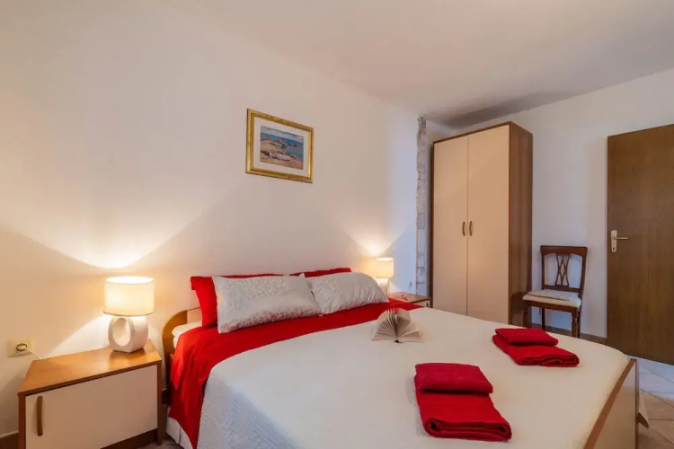 Apartment 1510
