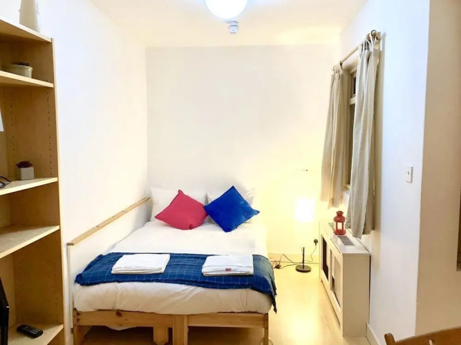 HFS Studio Next To Hydepark L12