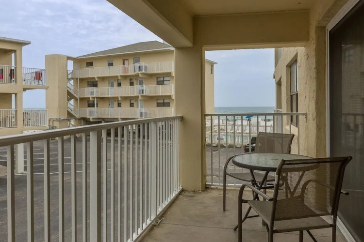 Harbor House Unit 11B