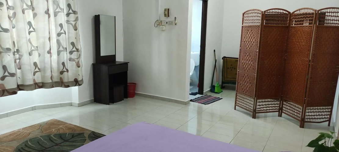 Afamily Homestay
