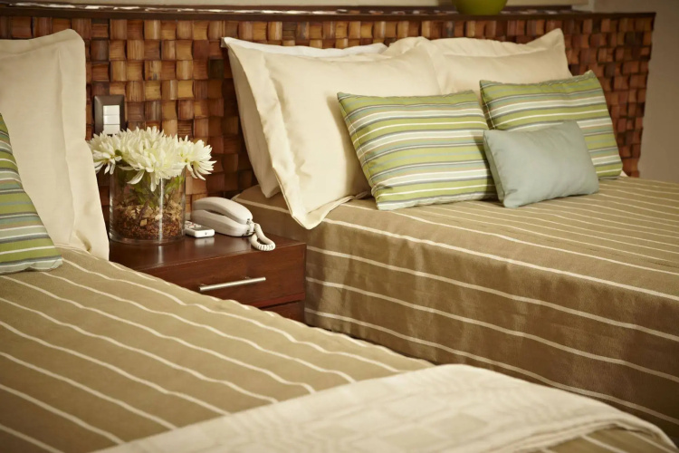 Las Flores Resort