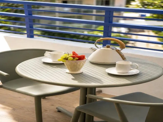 1 Bedroom Apartment with balcony