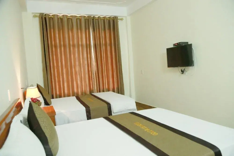 Gold Plus Hotel