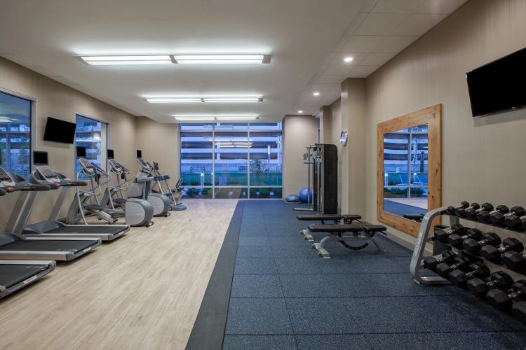 Holiday Inn Cleveland Clinic photo 19