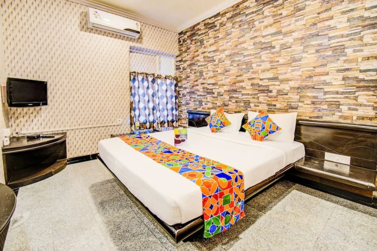 Fabhotel Ashoka Regency