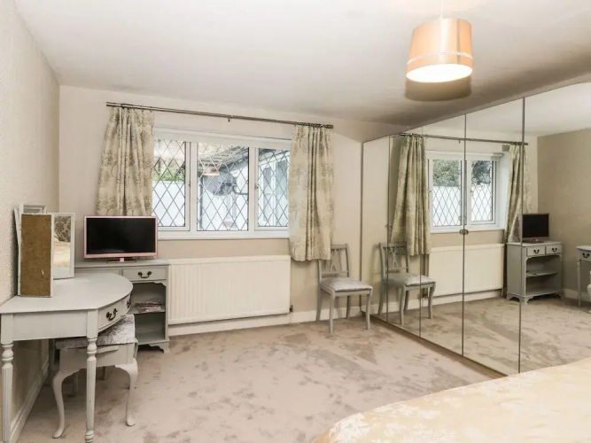 Narnia Cottage