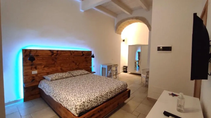 Deluxe room with balcony and with view