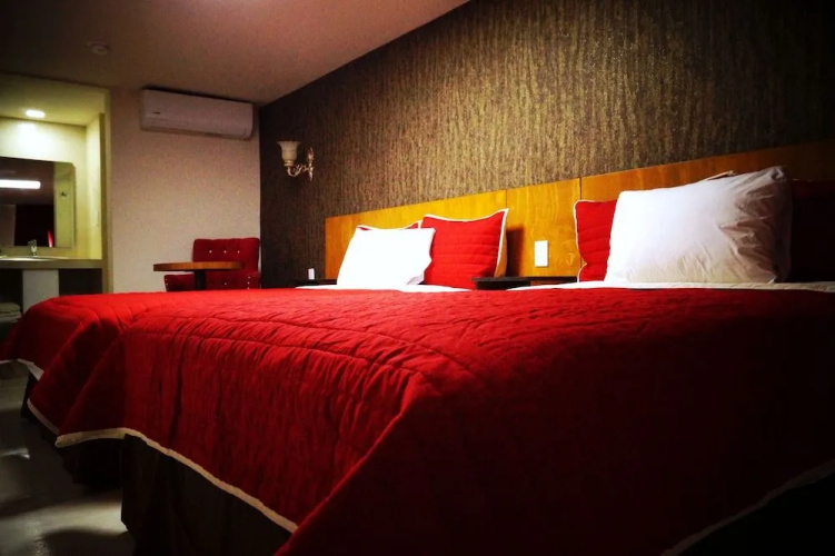Royal Madero Inn