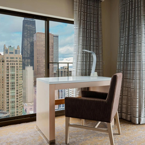 Chicago Marriott Downtown Magnificent Mile photo 9