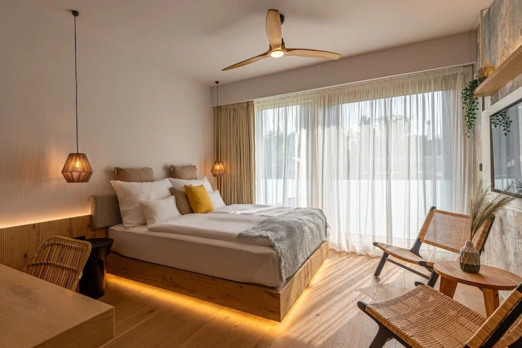 Superior room