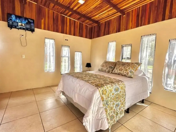 Hotel Roca Verde