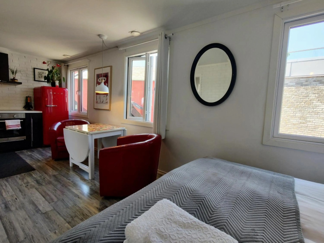 Cozee Central Apartments