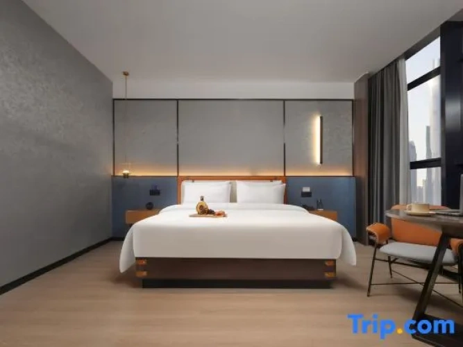 2 Bedrooms Deluxe Suite with city view