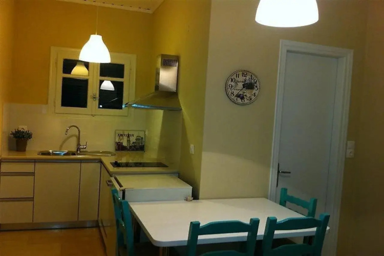 Teressa Apartments