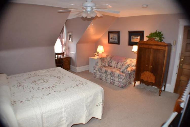 Keystone Inn Bed and Breakfast