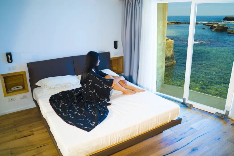 Deluxe Suite with sea view