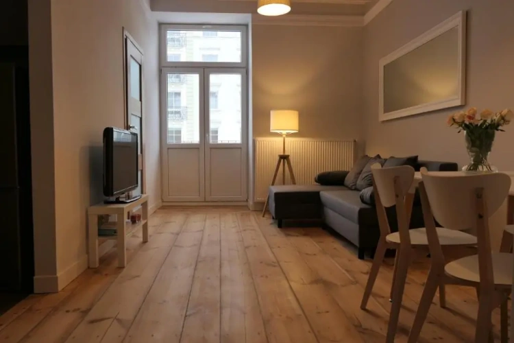 2 Bedrooms Apartment
