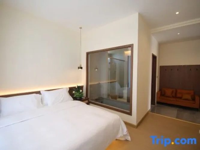 Standard Double room with pool view