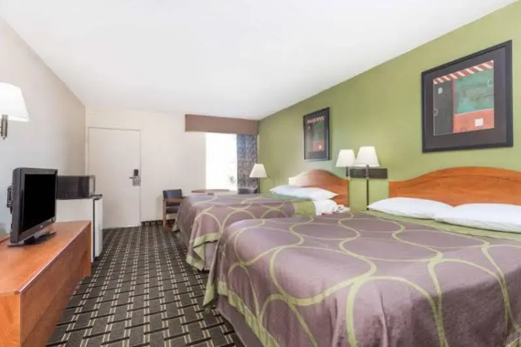 Super 8 Motel - Forsyth