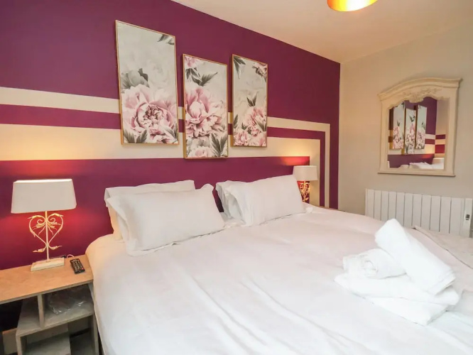 Apt 4 @ Hunter's Quay