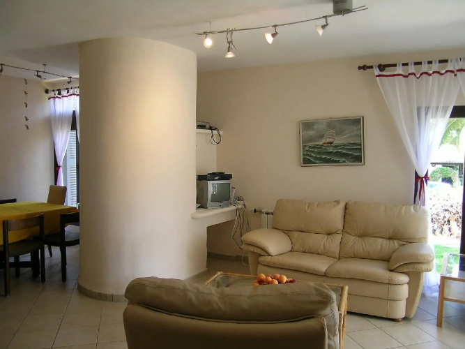 109D - Three Bedroom