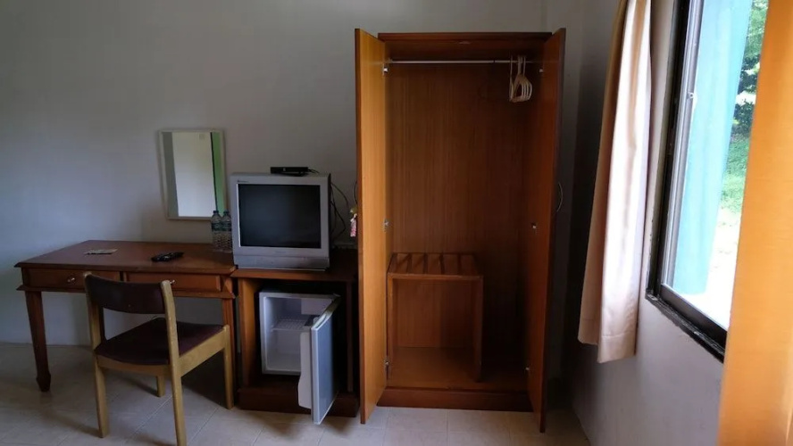 Khaolak Seafan Bed & Breakfast