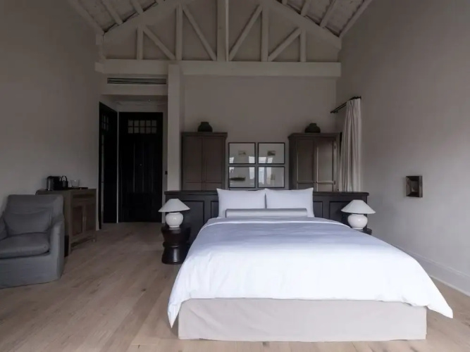 SUNYATA Resort Hotel