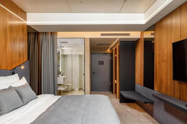 Qosmo Brasov Hotel