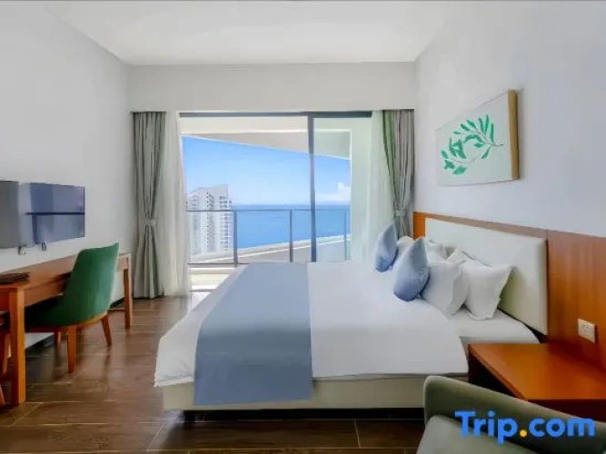 2 Bedrooms Family Suite with sea view